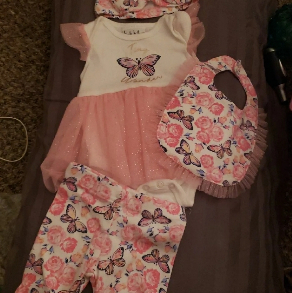 4 pc outfit
